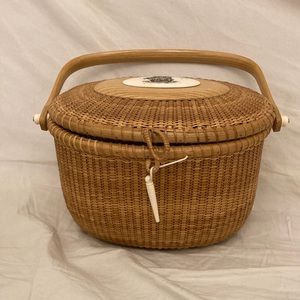 Nantucket Lightship Basket Bag